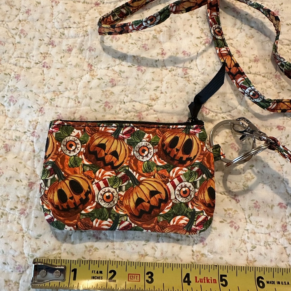 Card holder coin purse on a lanyard. Fall colors Halloween theme jack o lantern - Picture 3 of 6